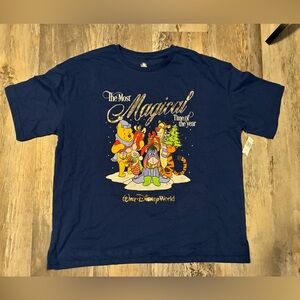 Walt Disney World Winnie the Pooh Christmas T-shirt Size M